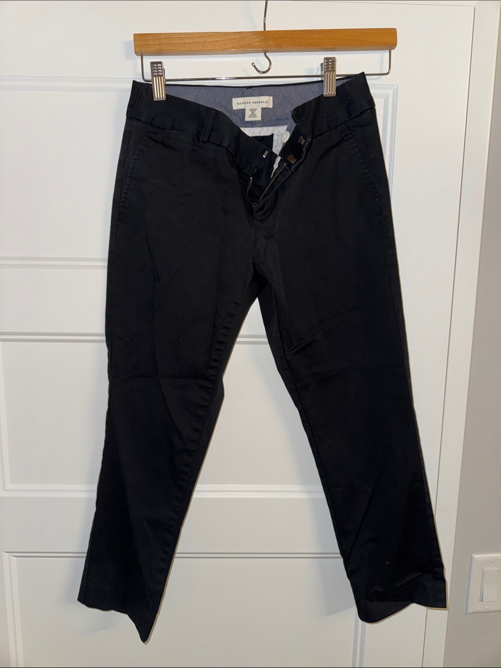 Banana Republic Women’s Black Chinos - Straight Fit